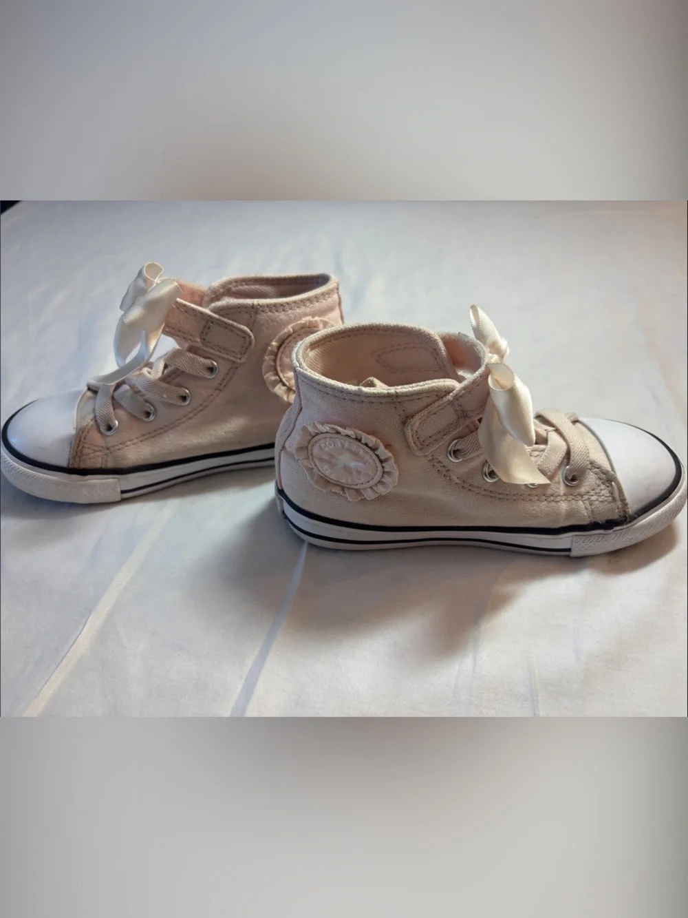 Converse Chuck Taylor All Star “Ruffles and Bows” Blush Hush/White Pink, SZ 9